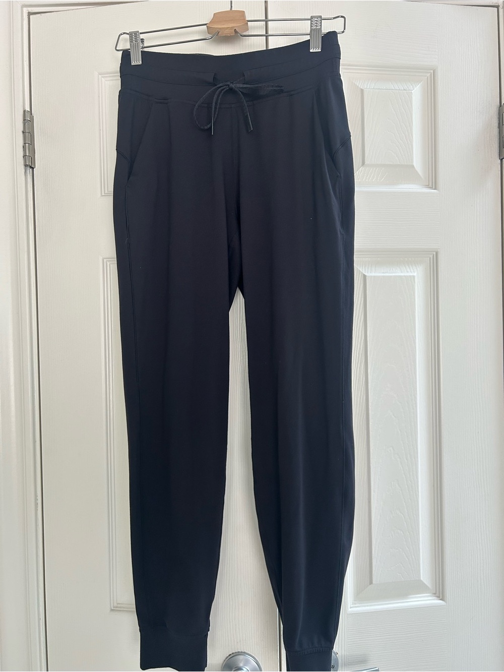 Women’s Lululemon  Black Drawstring Jogger Pants